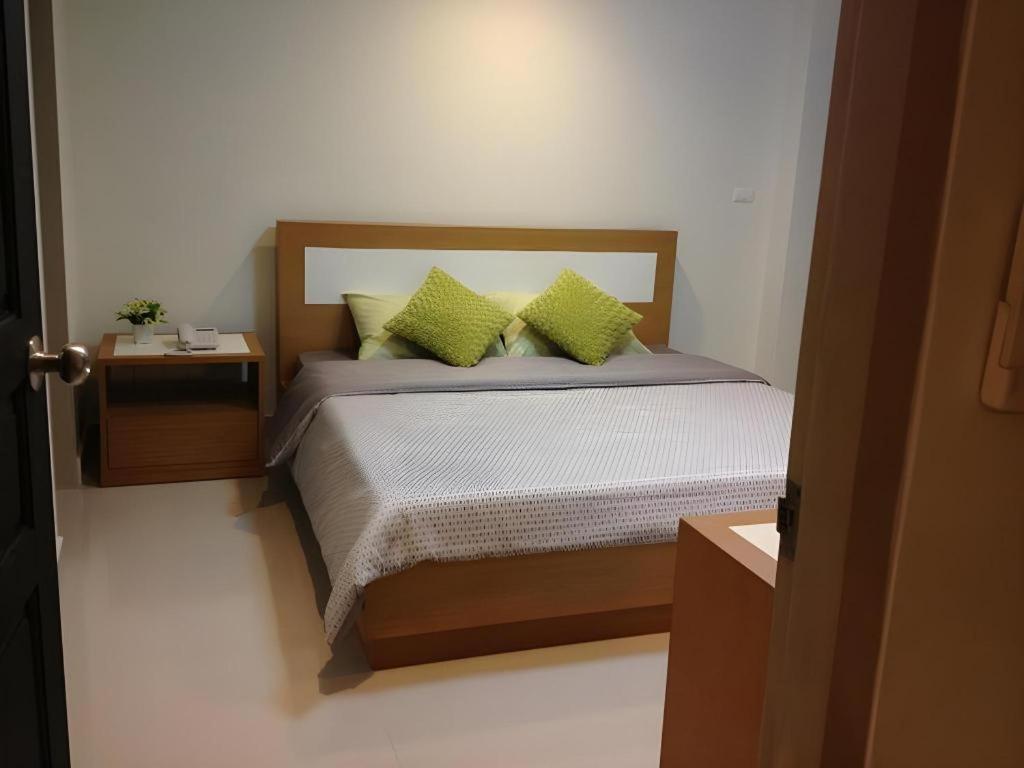 Ipremium Sukhumvit 81 Hotel Bangkok Luaran gambar