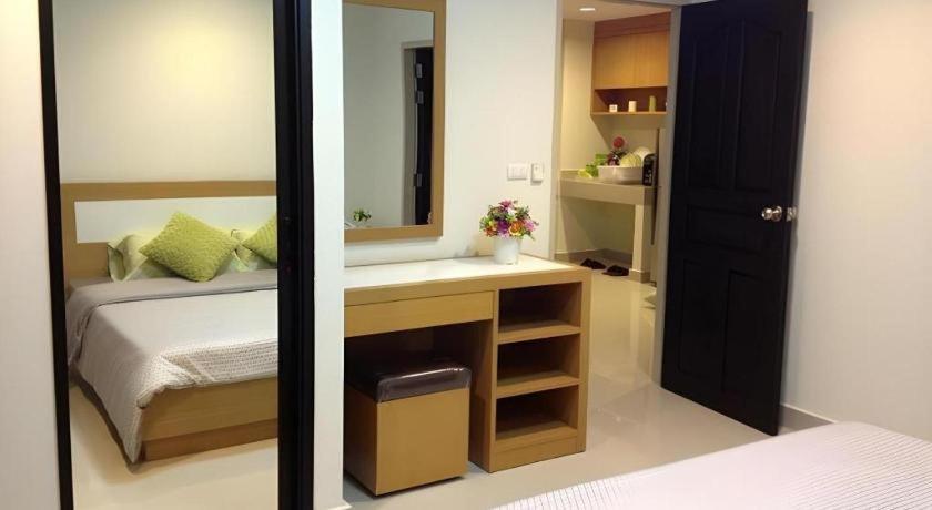 Ipremium Sukhumvit 81 Hotel Bangkok Luaran gambar